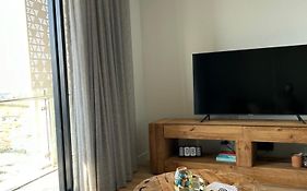 Thando'S Luxury Stays At Ellipse, Waterfall